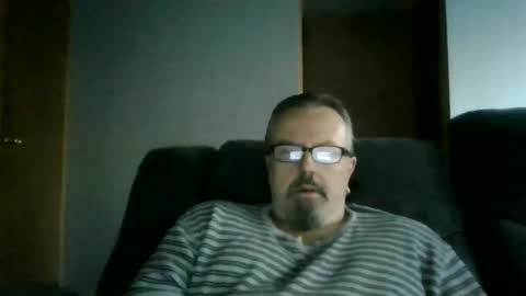 Snapshot of touchit9923 chatting on 10/09/25, 12:25 jim online show from 10/09/25, 12:25