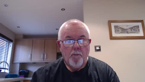 Snapshot of touchwood25 chatting on 02/07/25, 02:37 TOUCHWOOD25 online show from 02/07/25, 02:37
