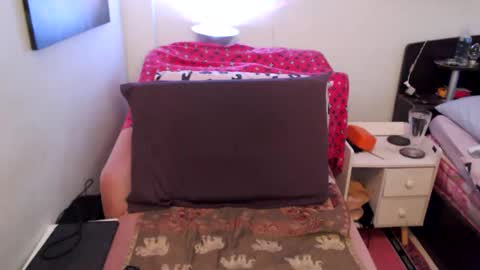 Snapshot of transagera chatting on 10/01/25, 03:34 TransAgera online show from 10/01/25, 03:34