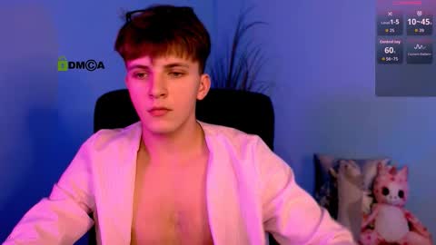 Snapshot of travis_wolf_ chatting on 11/09/25, 08:07 Travis online show from 11/09/25, 08:07