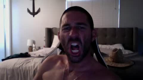 Snapshot of traviskenn chatting on 12/07/24, 04:58 TravisKenn online show from 12/07/24, 04:58