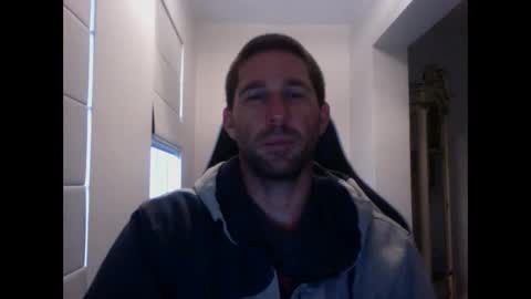 Snapshot of traviskenn chatting on 01/22/25, 12:49 TravisKenn online show from 01/22/25, 12:49