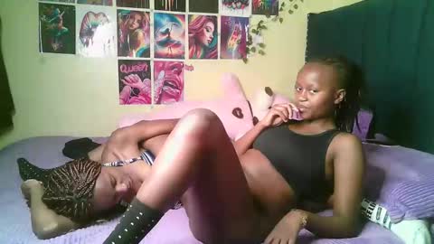 Snapshot of trazic_ chatting on 11/12/25, 09:14 trazic_ online show from 11/12/25, 09:14