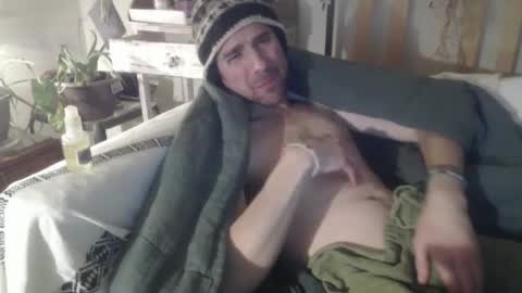 Snapshot of treehuggerhemp chatting on 12/23/24, 04:22 TreeHugger queer online show from 12/23/24, 04:22