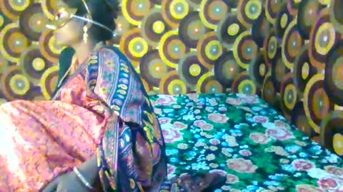 treesomecouple online show from 01/22/25, 10:07