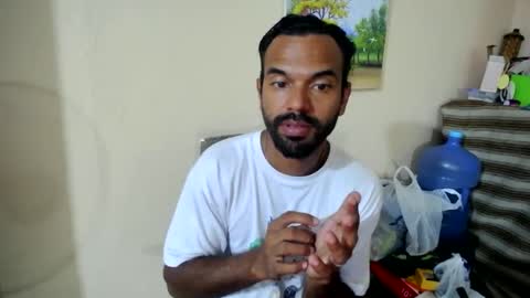 Snapshot of trek320rr chatting on 12/21/24, 11:45 TREK320RR online show from 12/21/24, 11:45