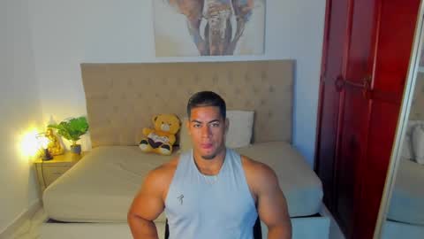 Snapshot of trevor_vinc chatting on 10/02/25, 12:45 trevor online show from 10/02/25, 12:45