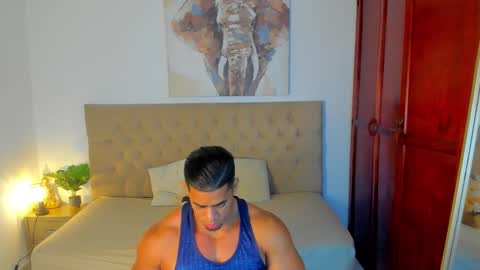 Snapshot of trevor_vinc chatting on 10/11/25, 12:47 trevor online show from 10/11/25, 12:47