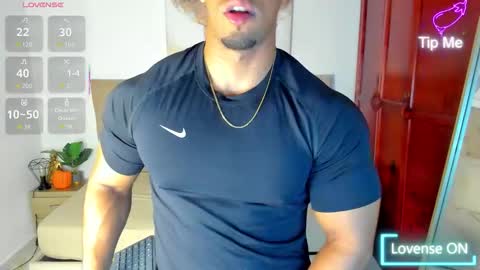 Snapshot of trevor_vinc chatting on 11/06/25, 01:01 trevor online show from 11/06/25, 01:01