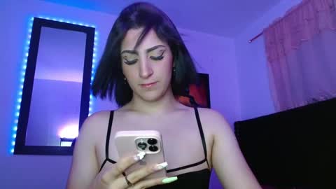 triana_damelio online show from 09/17/25, 11:12