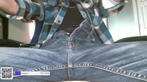 Snapshot of trickedink420 chatting on 02/18/25, 02:38 J online show from 02/18/25, 02:38