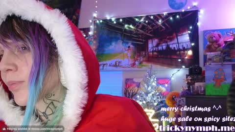 Snapshot of tricky_nymph chatting on 12/26/24, 04:43 Cassie online show from 12/26/24, 04:43