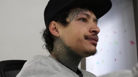 - trieone online show from 10/20/25, 12:05