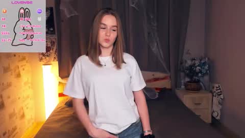 Snapshot of trinahillier chatting on 11/07/25, 07:03 Bubbles online show from 11/07/25, 07:03