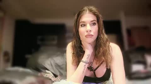 Snapshot of trinityxsecret chatting on 01/20/25, 12:36 MadisonMontgomery online show from 01/20/25, 12:36
