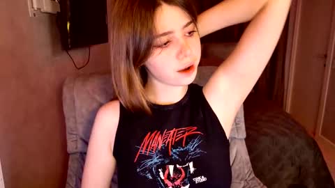 tripleprinces online show from 11/11/25, 04:18