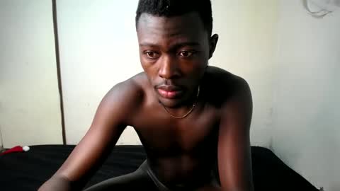 Snapshot of trisboo5 chatting on 12/11/24, 03:45 Trisboo5 online show from 12/11/24, 03:45