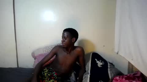 Snapshot of trisboo5 chatting on 01/14/25, 07:32 Trisboo5 online show from 01/14/25, 07:32