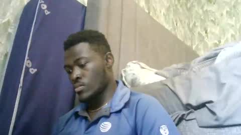 Snapshot of trisboo5 chatting on 02/05/25, 12:38 Trisboo5 online show from 02/05/25, 12:38