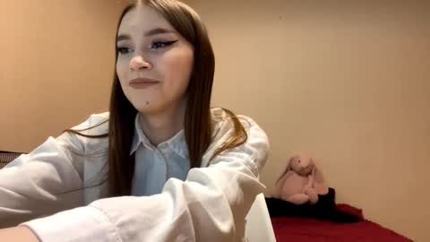 Snapshot of trishaawbrey chatting on 10/30/25, 04:08 Ur Trisha online show from 10/30/25, 04:08