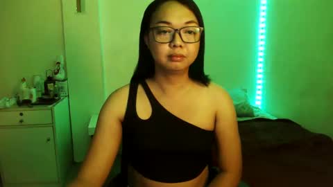 Snapshot of trishakera chatting on 03/05/25, 07:06 trisha online show from 03/05/25, 07:06