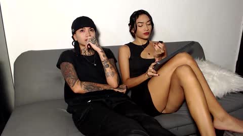 trixiandsuki online show from 10/11/25, 07:56