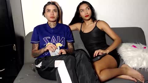 trixiandsuki online show from 10/14/25, 12:00