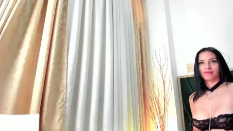 Trixie Ray online show from 11/25/25, 08:09