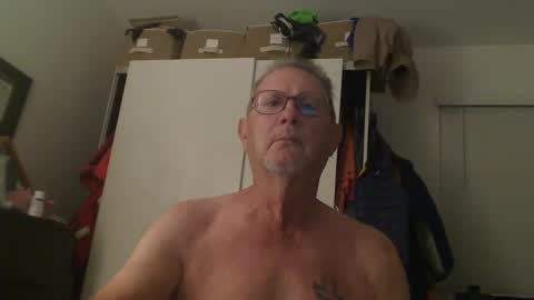 Snapshot of troffer1020 chatting on 10/16/25, 11:50 Troffer online show from 10/16/25, 11:50