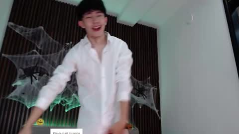 Troy online show from 10/14/25, 07:25