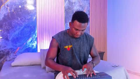 Snapshot of troykhalil chatting on 10/14/25, 09:37 Troy Khalil online show from 10/14/25, 09:37