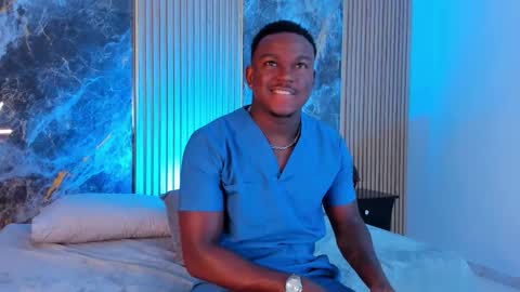 Snapshot of troykhalil chatting on 10/21/25, 10:32 Troy Khalil online show from 10/21/25, 10:32