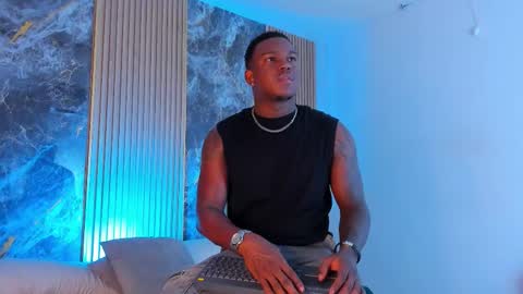 Snapshot of troykhalil chatting on 10/23/25, 08:40 Troy Khalil online show from 10/23/25, 08:40