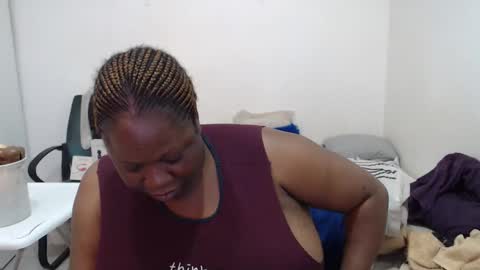 Snapshot of truebella30 chatting on 02/02/25, 06:37 TrueBella30 online show from 02/02/25, 06:37