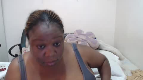 Snapshot of truebella30 chatting on 02/24/25, 12:37 TrueBella30 online show from 02/24/25, 12:37