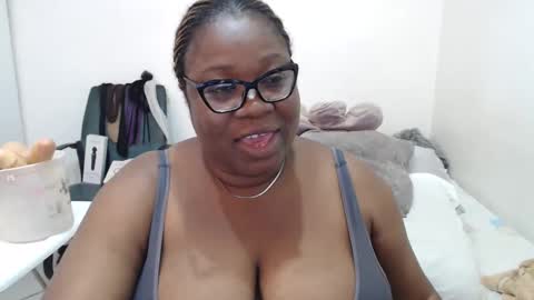 Snapshot of truebella30 chatting on 03/10/25, 07:53 TrueBella30 online show from 03/10/25, 07:53