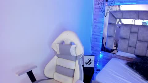 Snapshot of truelove_art chatting on 12/03/24, 03:22 online show from 12/03/24, 03:22