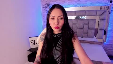 Snapshot of truelove_art chatting on 12/13/24, 12:28 online show from 12/13/24, 12:28