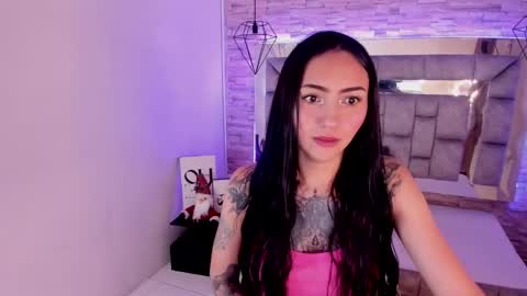 Snapshot of truelove_art chatting on 12/27/24, 03:04 online show from 12/27/24, 03:04