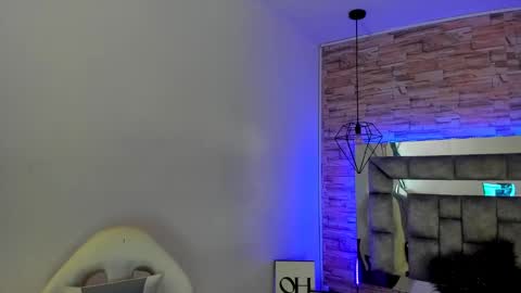 Snapshot of truelove_art chatting on 01/16/25, 11:58 online show from 01/16/25, 11:58