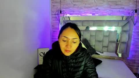 Snapshot of truelove_art chatting on 01/28/25, 11:49 online show from 01/28/25, 11:49