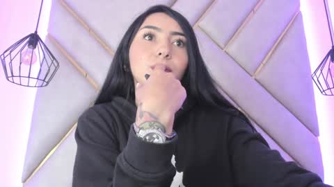 Snapshot of truelove_art chatting on 02/06/25, 03:41 online show from 02/06/25, 03:41