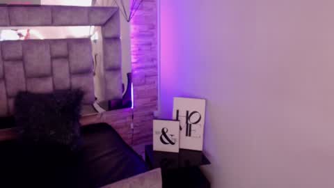 Snapshot of truelove_art chatting on 02/07/25, 06:24 online show from 02/07/25, 06:24