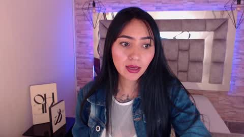 Snapshot of truelove_art chatting on 02/21/25, 02:59 online show from 02/21/25, 02:59