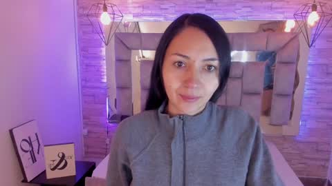 Snapshot of truelove_art chatting on 02/27/25, 11:52 online show from 02/27/25, 11:52