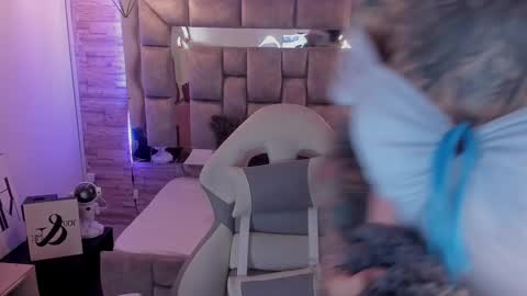 Snapshot of truelove_art chatting on 03/06/25, 03:13 online show from 03/06/25, 03:13