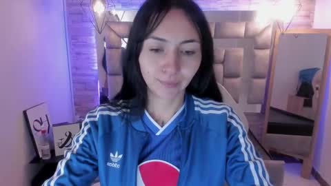 Snapshot of truelove_art chatting on 03/08/25, 11:58 online show from 03/08/25, 11:58