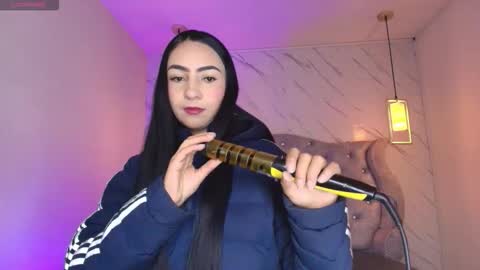 Snapshot of truelove_art chatting on 11/08/25, 01:11 online show from 11/08/25, 01:11