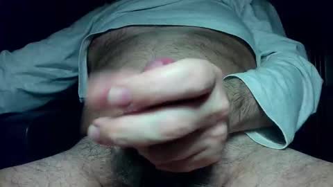 Snapshot of trukutrunks1 chatting on 11/03/25, 10:32 trukutrunks1 online show from 11/03/25, 10:32