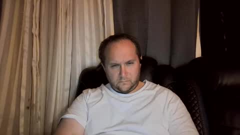 Snapshot of truthiness2019 chatting on 10/27/25, 05:11 truthiness2019 online show from 10/27/25, 05:11